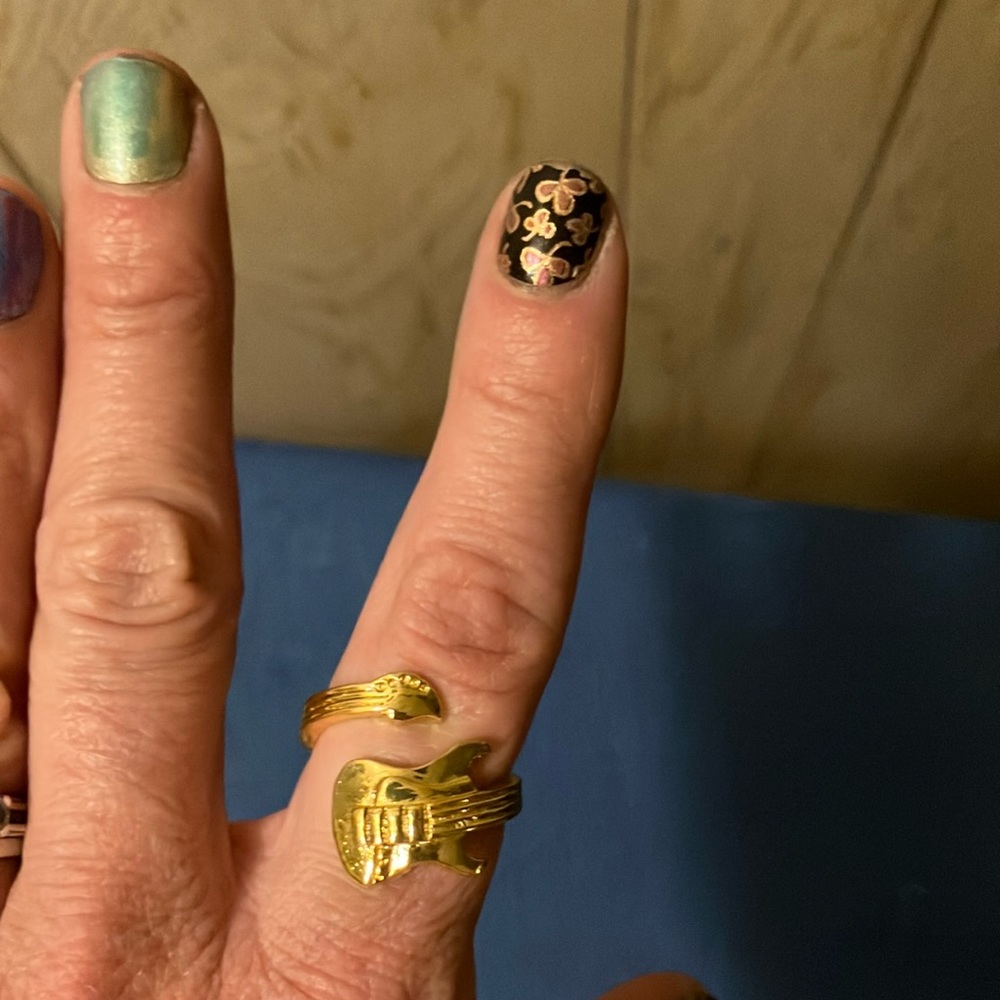 Golden Adjustable Guitar Ring.